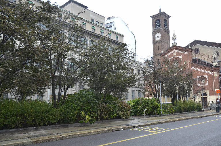 Piazza Sant'Eufemia (piazza) - Milano (MI) 