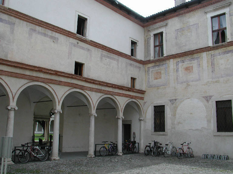 Chiostro d'ingresso del Monastero di S. Faustino Maggiore (chiostro) - Brescia (BS) 