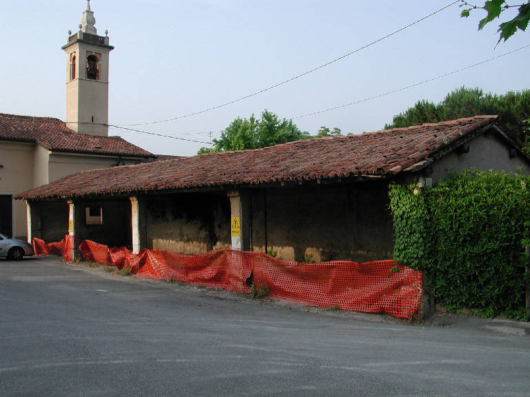 Portico della Chiesa della SS. Trinità (portico) - Borgosatollo (BS) 