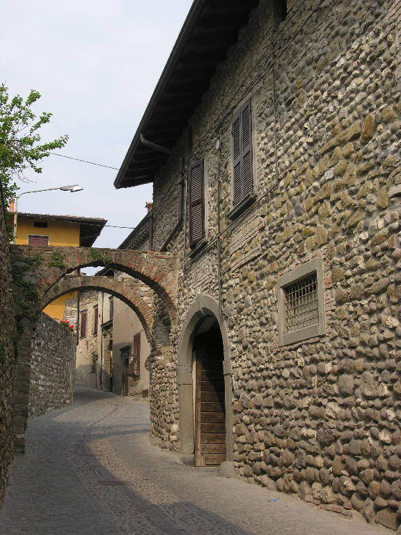 Casa Via Simeone da Paratico 44 (casa) - Capriolo (BS) 