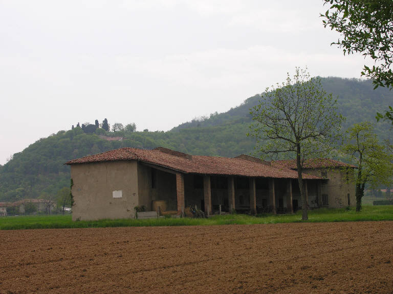 Cascina Via dei Mille 31 - complesso (cascina) - Paratico (BS) 