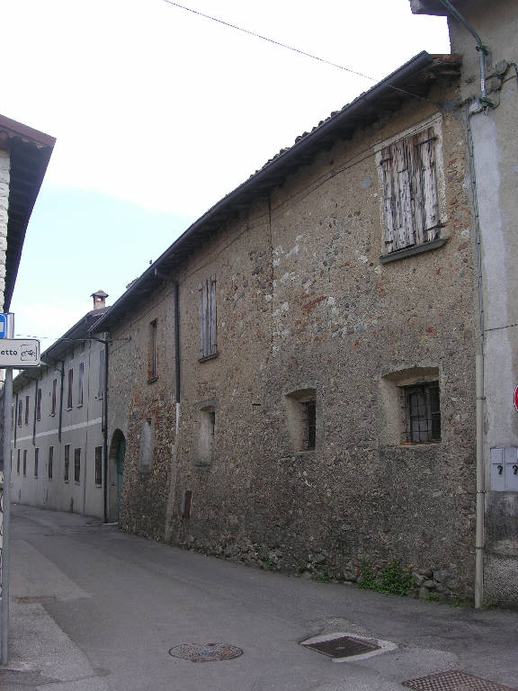 Cascina Via Toselli 16 - complesso (cascina) - Passirano (BS) 