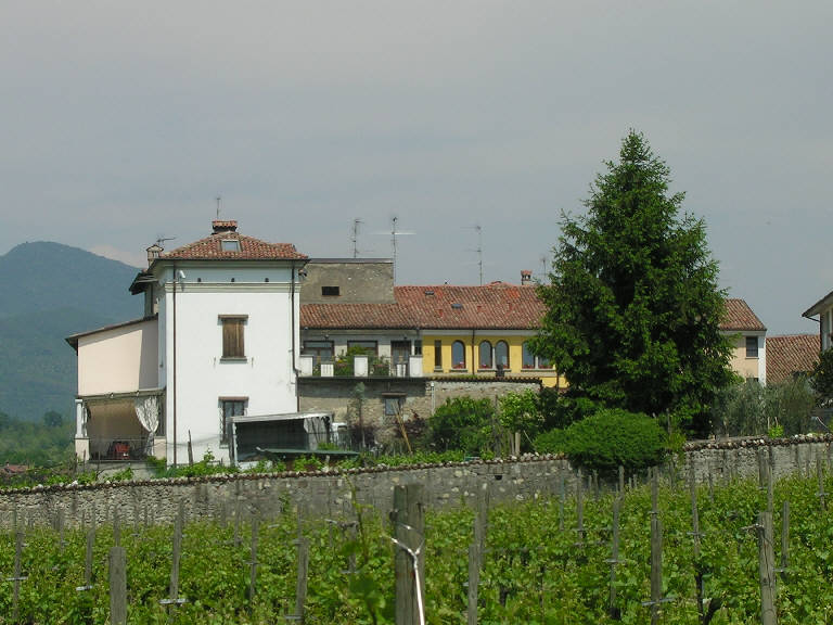 Cascina Via Mameli 15 - complesso (cascina) - Passirano (BS) 