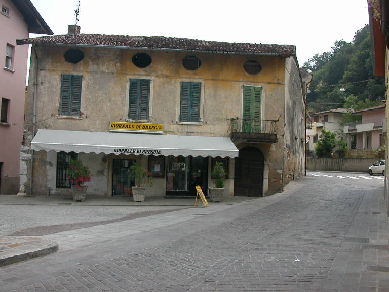 Casa Piazza Garibaldi (casa) - Concesio (BS) 