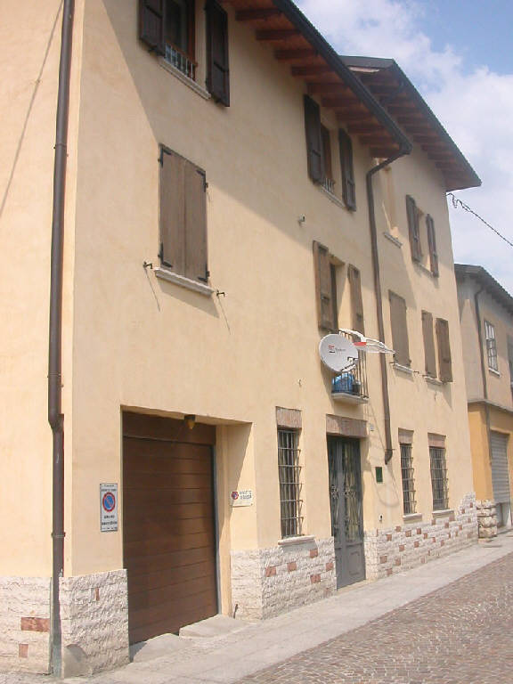 Palazzo Via Zanardelli 72 (palazzo) - Gardone Val Trompia (BS) 