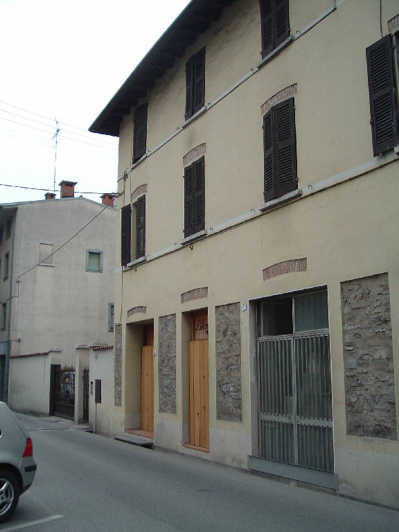 Palazzo Via Mazzini 32 (palazzo) - Lumezzane (BS) 