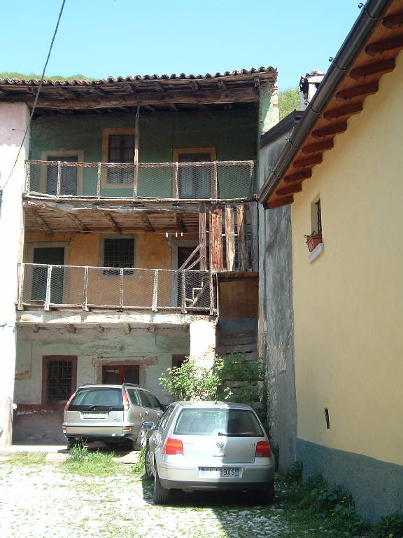 Casale Via Caduti (casale) - Monticelli Brusati (BS) 