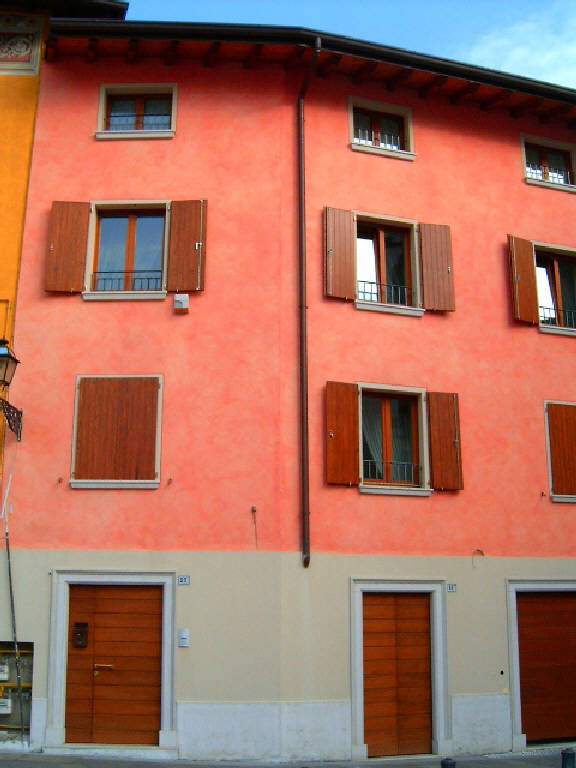 Palazzo Piazza Cesare Battisti 37 (palazzo) - Sarezzo (BS) 