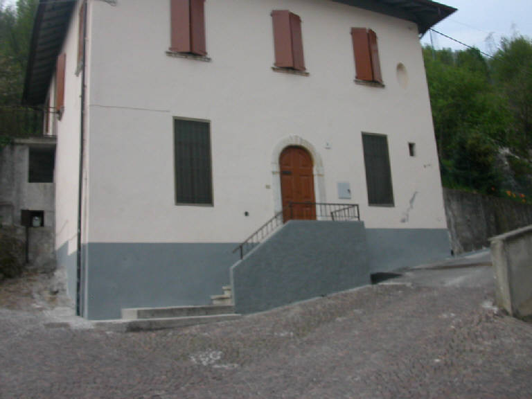 Palazzo Via Folletto 8 (palazzo) - Caino (BS) 