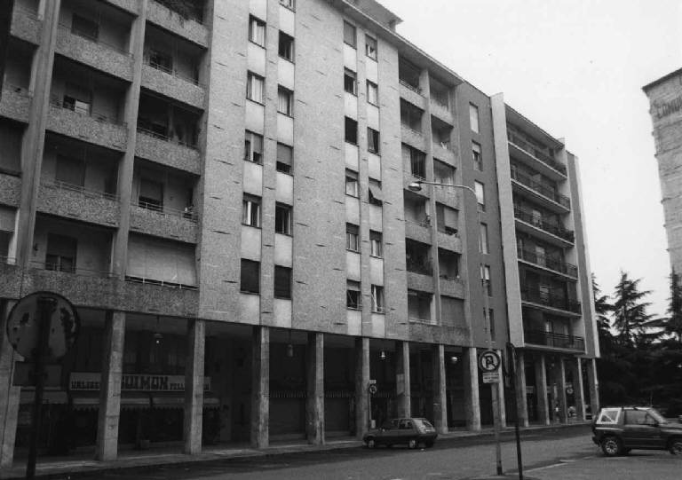 Palazzo Piazza Resistenza 2 (edificio in linea) - Sesto San Giovanni (MI) 