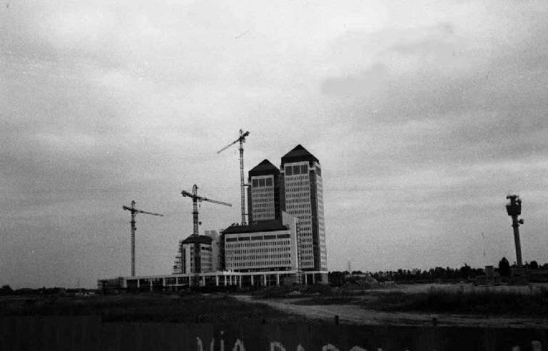 Torri bianche (edificio a torre) - Vimercate (MB) 