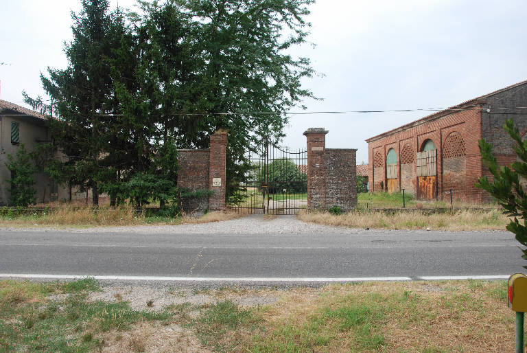 Corte Pretine - complesso (cascina) - Roncoferraro (MN) 