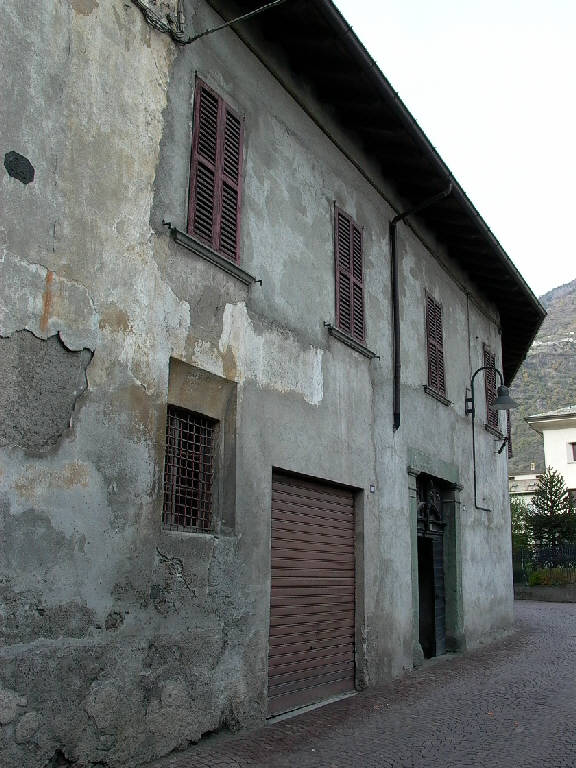 Casa Quadrio dei tre portali (casa) - Tirano (SO) 