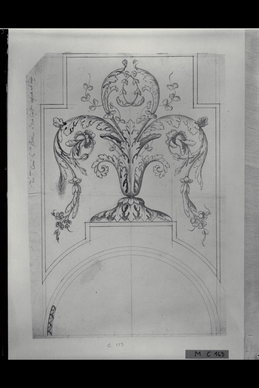 Ornato per la decorazione del fronte di un comò (disegno) di Maggiolini (bottega) (secc. XVIII/ XIX)
