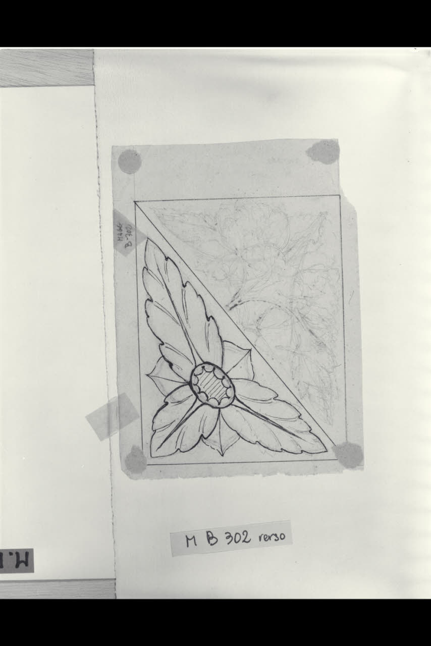 Motivo fogliaceo in una riserva triangolare (disegno) di Maggiolini (bottega) (secc. XVIII/ XIX)