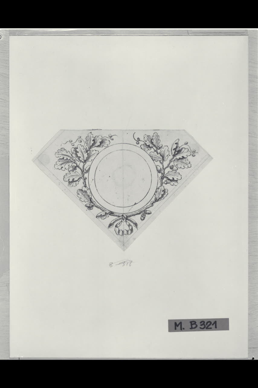 Incorniciatura circolare attorniata da rami di quercia (disegno) di Maggiolini (bottega) (secc. XVIII/ XIX)