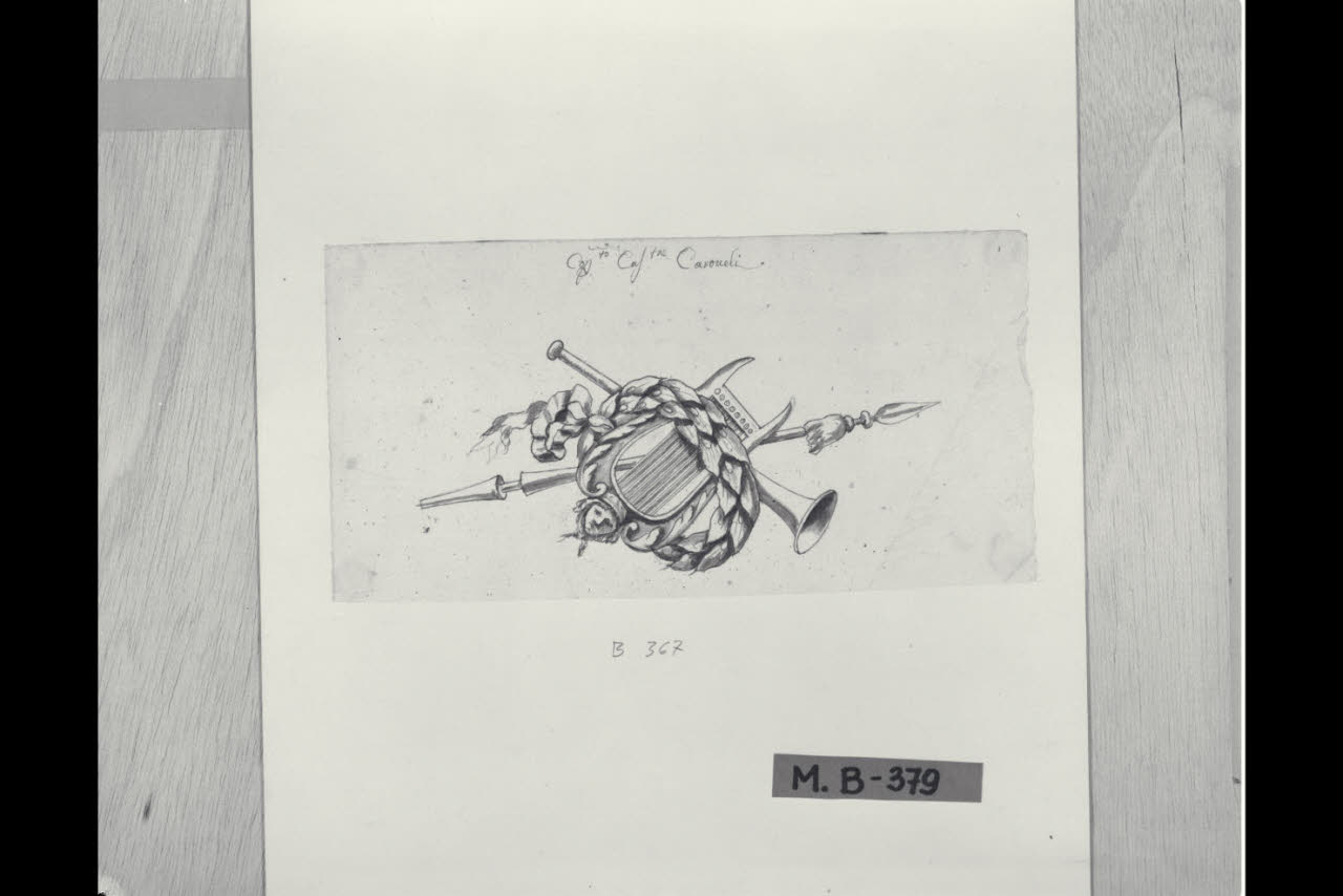 Trofeo con corona e strumenti musicali (disegno) di Maggiolini (bottega) (secc. XVIII/ XIX)
