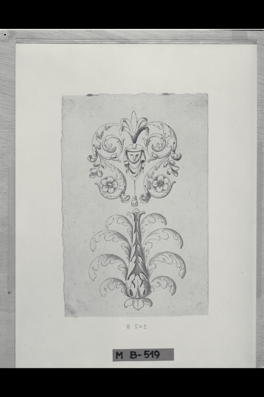 Maschera muliebre con motivi fogliacei (disegno) di Maggiolini (bottega) (secc. XVIII/ XIX)