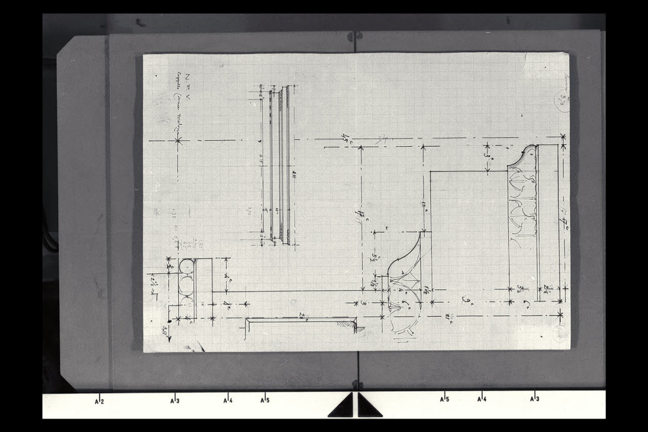 Insieme e dettaglio delle modanature del cappello della cornice Melozzo nella Nuova Pinacoteca Vaticana (disegno) di Beltrami, Luca (sec. XX)