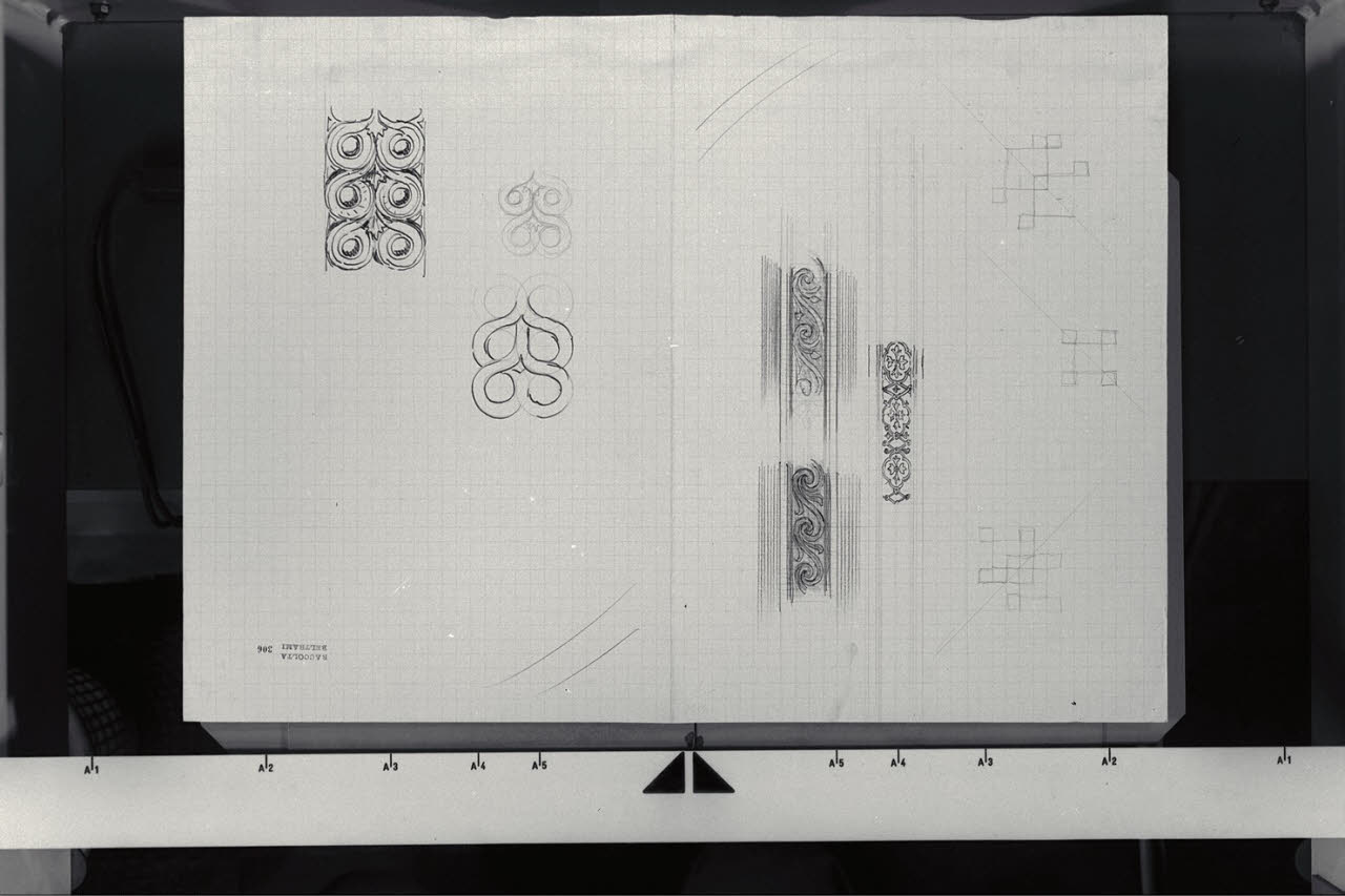 Studi vari di elementi decorativi della Nuova Pinacoteca Vaticana (disegno) di Beltrami, Luca ((?)) (sec. XX)
