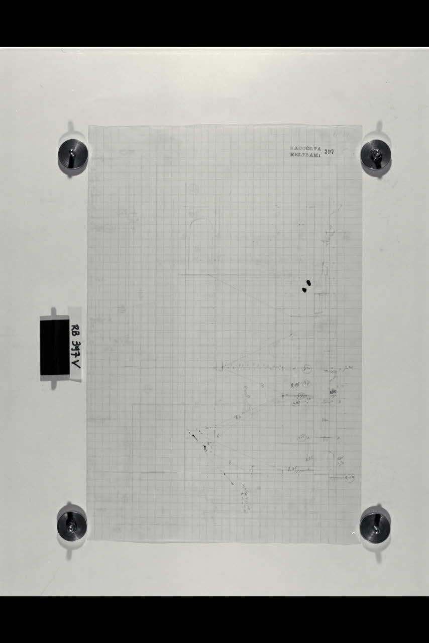 Schizzo della sezione della scala della Nuova Pinactoeca Vaticana con indicazione delle quote degli interpiani (disegno) di Beltrami, Luca ((?)) (sec. XX)
