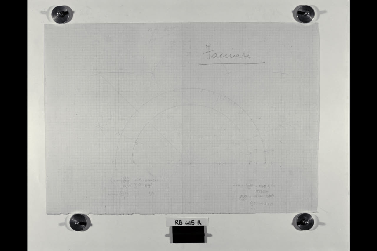 Schema per i conci di un arco della Nuova Pinacoteca Vaticana (disegno) di Beltrami, Luca ((?)) (sec. XX)