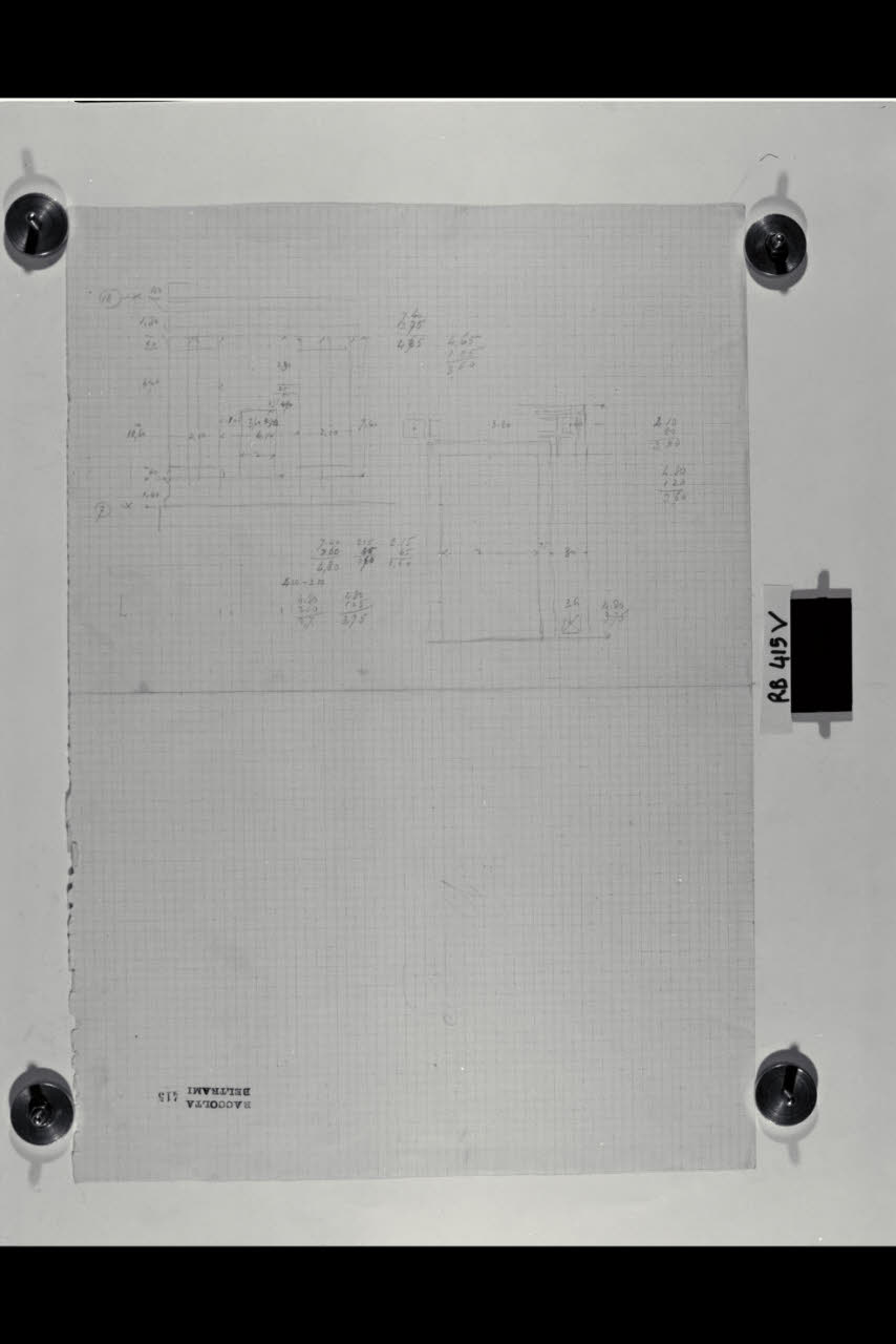 Schizzo di una parte di un prospetto con apertura inserita tra colonne binate per la Nuova Pinacoteca Vaticana (disegno) di Beltrami, Luca ((?)) (sec. XX)