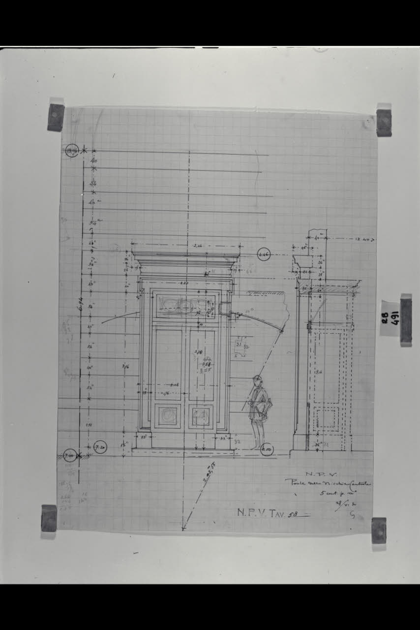 Alzato e sezione della porta della nicchia centrale nella Nuova Pinacoteca Vaticana (disegno) di Beltrami, Luca (sec. XX)
