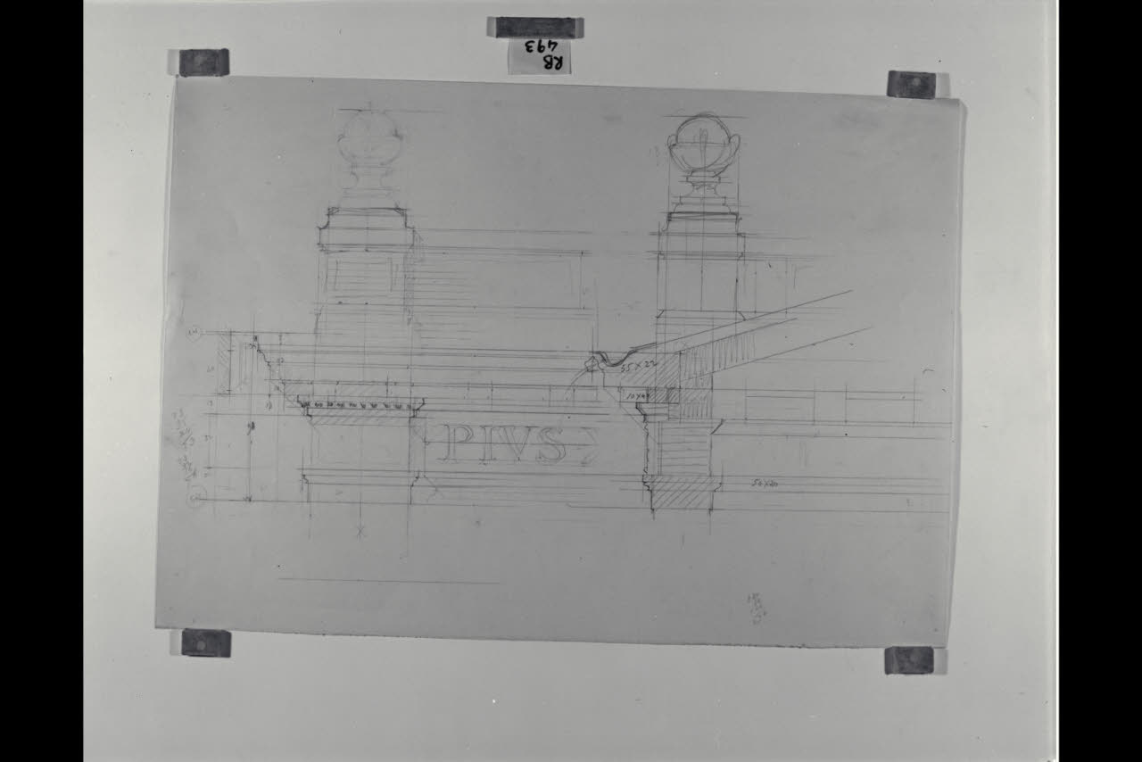 Alzato del coronamento del prospetto in corrispondenza di una delle nicchie nella Nuova Pinacoteca Vaticana (disegno) di Beltrami, Luca ((?)) (sec. XX)