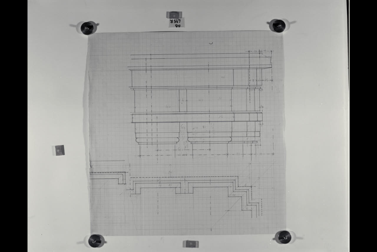 Disegno in alzato delle basi delle paraste binate dei prospetti nella Nuova Pinacoteca Vaticana (disegno) di Beltrami, Luca ((?)) (sec. XX)