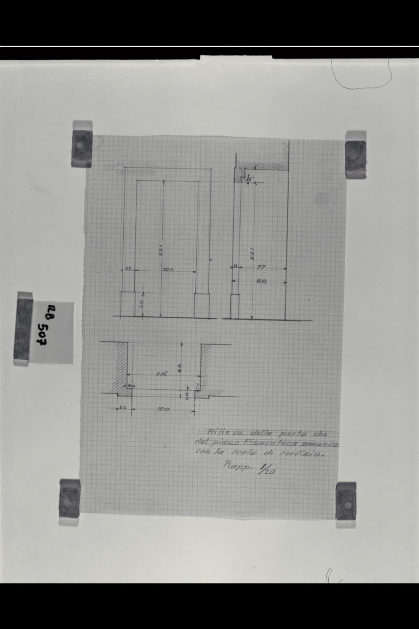 Rilievo della porta che dal piano della Nuova Pinacoteca Vaticana comunica con la scala di servizio (disegno) di Beltrami, Luca ((?)) (sec. XX)