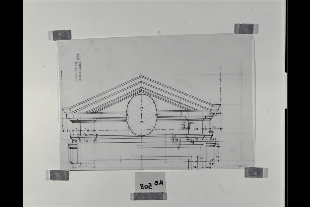 Alzato del timpano per il coronamento di una porta nella Nuova Pinacoteca Vaticana (disegno) di Beltrami, Luca ((?)) (sec. XX)