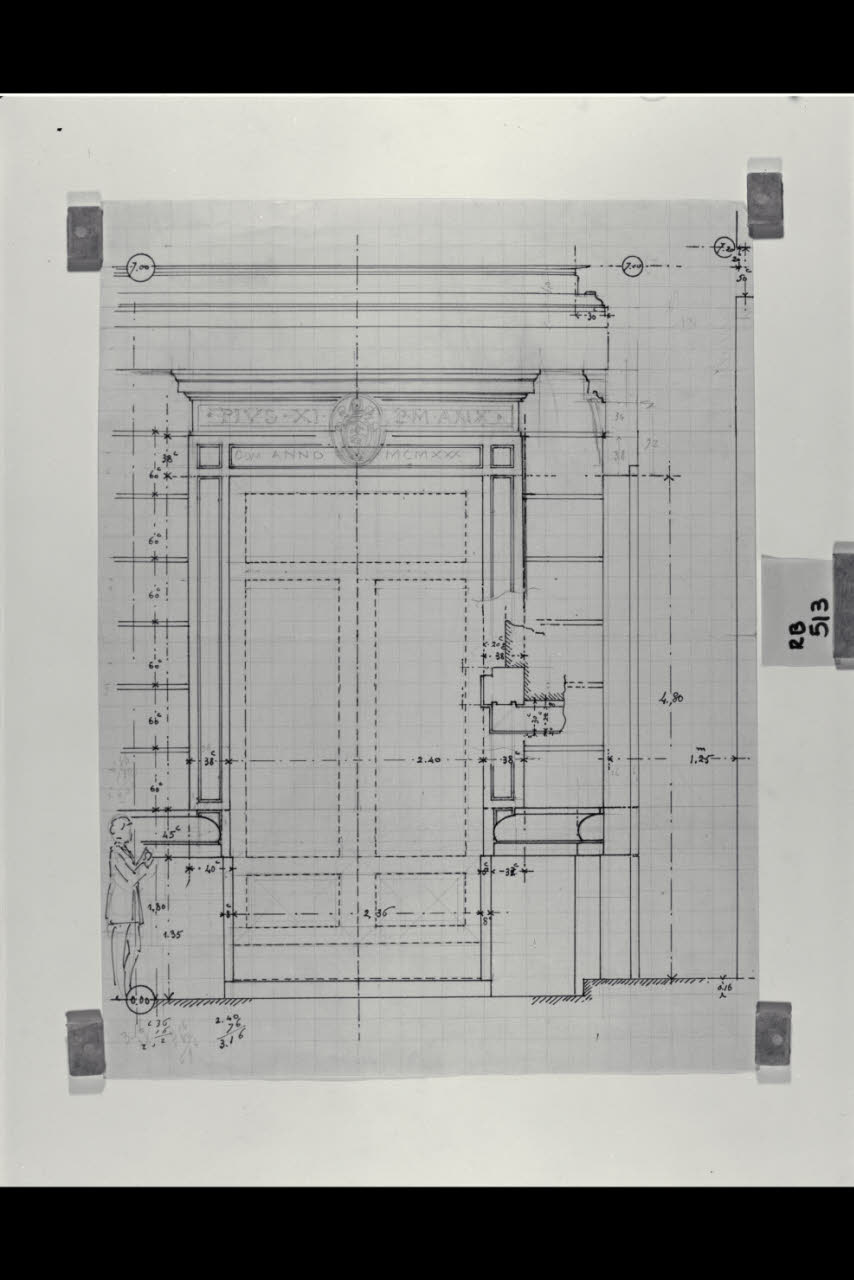 Alzato e sezione di un ingresso nella Nuova Pinacoteca Vaticana (disegno) di Beltrami, Luca ((?)) (sec. XX)