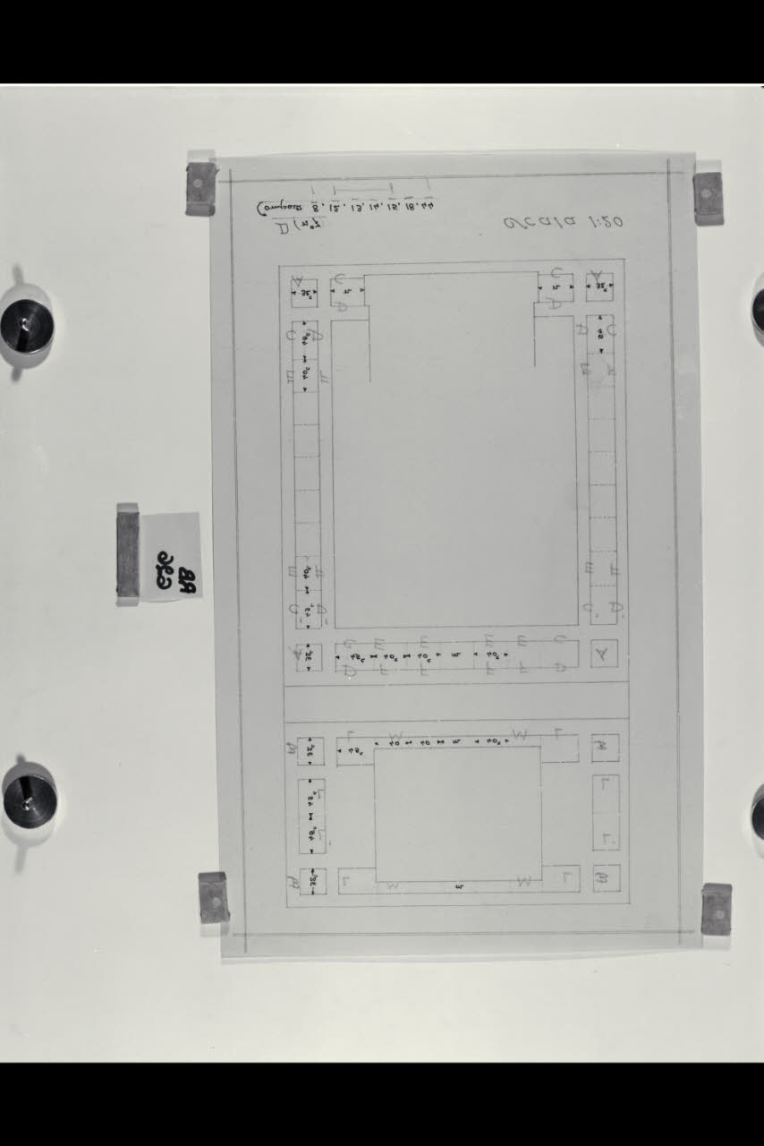 Schema per la decorazione dei comparti dei prospetti nella Nuova Pinacoteca Vaticana (disegno) di Beltrami, Luca ((?)) (sec. XX)