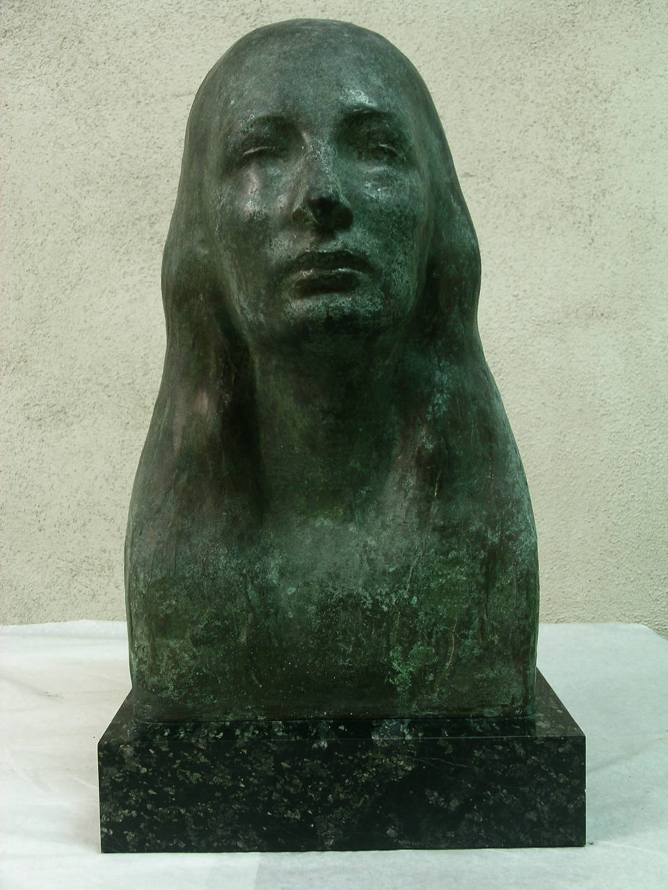 Visione, busto femminile (busto) di Del Bò, Romolo (fine/ inizio secc. XIX/ XX)