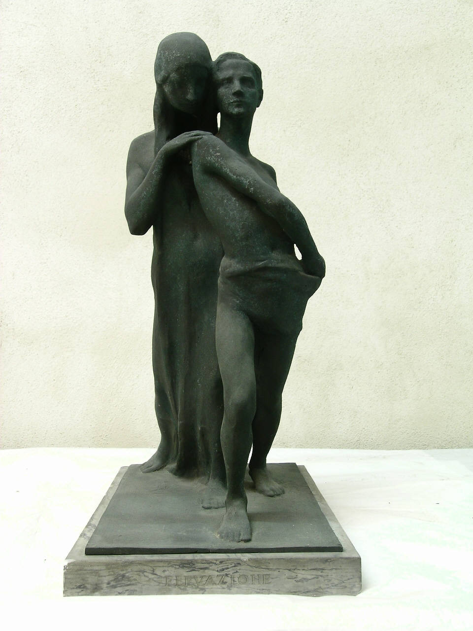 Elevazione, Figura maschile e femminile (gruppo scultoreo) di Del Bò, Romolo (primo quarto sec. XX)