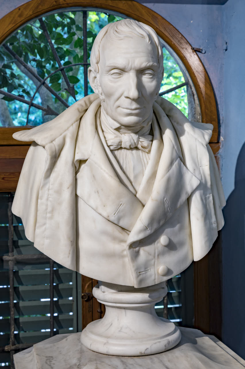 Busto di Giuseppe Antonio Piatti, Busto di Giuseppe Antonio Piatti (statua) di Labus, Giovanni Antonio (sec. XIX)