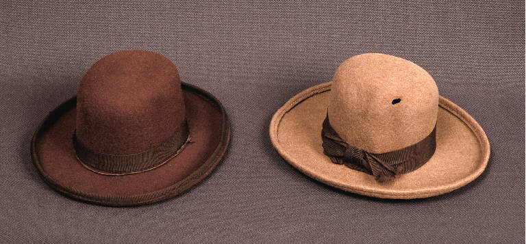 cappello di burattino - manifattura emiliana (fine sec. XIX)