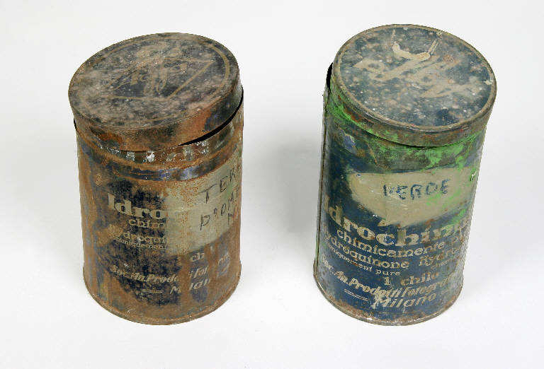 barattolo con pigmento in polvere - ambito emiliano (fine sec. XIX)