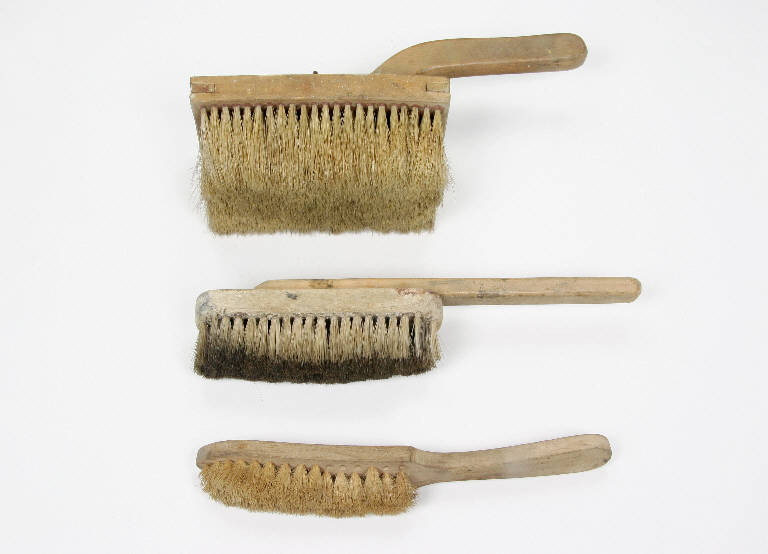 spazzola - ambito emiliano (prima metà sec. XX)