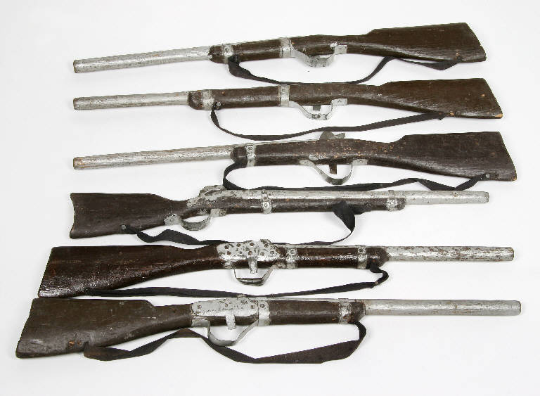 fucile di marionetta - ambito Italia settentrionale (prima metà sec. XX)