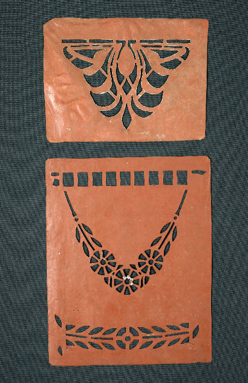 Motivi decorativi vegetali e floreali (cartone per trasposizione) - ambito emiliano (fine sec. XIX)