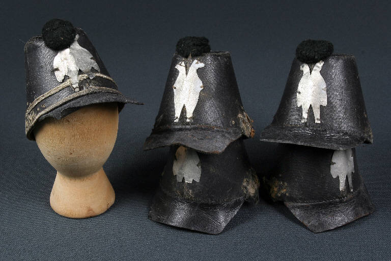 Soldato borbonico (cappello di burattino) - ambito emiliano (fine sec. XIX)