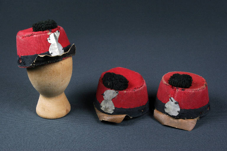 cappello di burattino - ambito emiliano (fine sec. XIX)