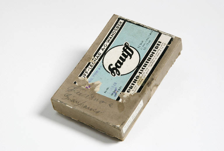 scatola con spilloni - ambito emiliano (fine sec. XIX)