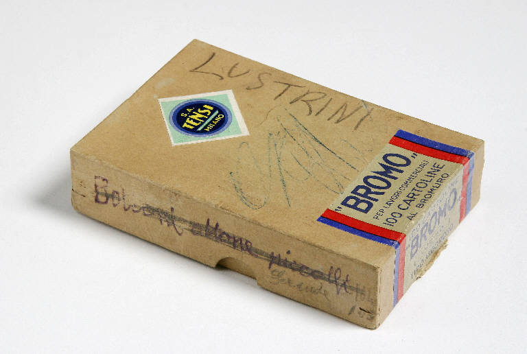 scatola con paillettes - ambito emiliano (fine sec. XIX)