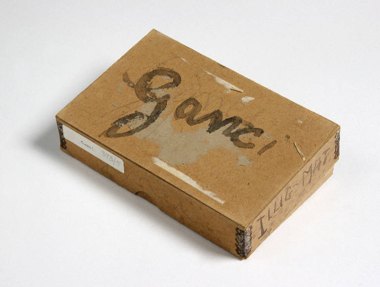 scatola con ganci - ambito emiliano (fine sec. XIX)