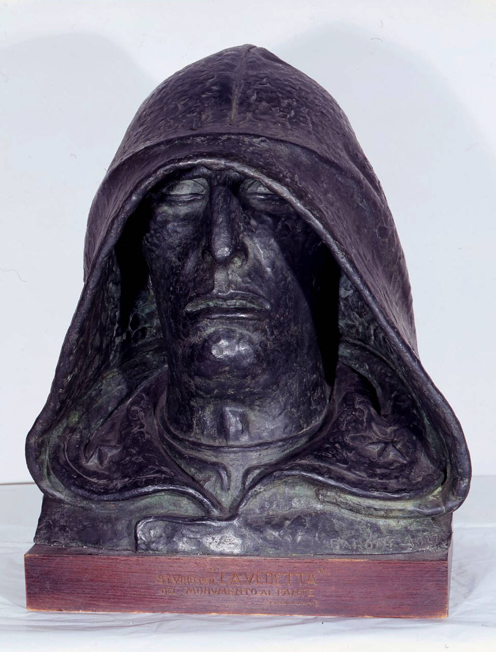 La vedetta, figura maschie incappucciata (busto) di Baroni, Eugenio (sec. XX)