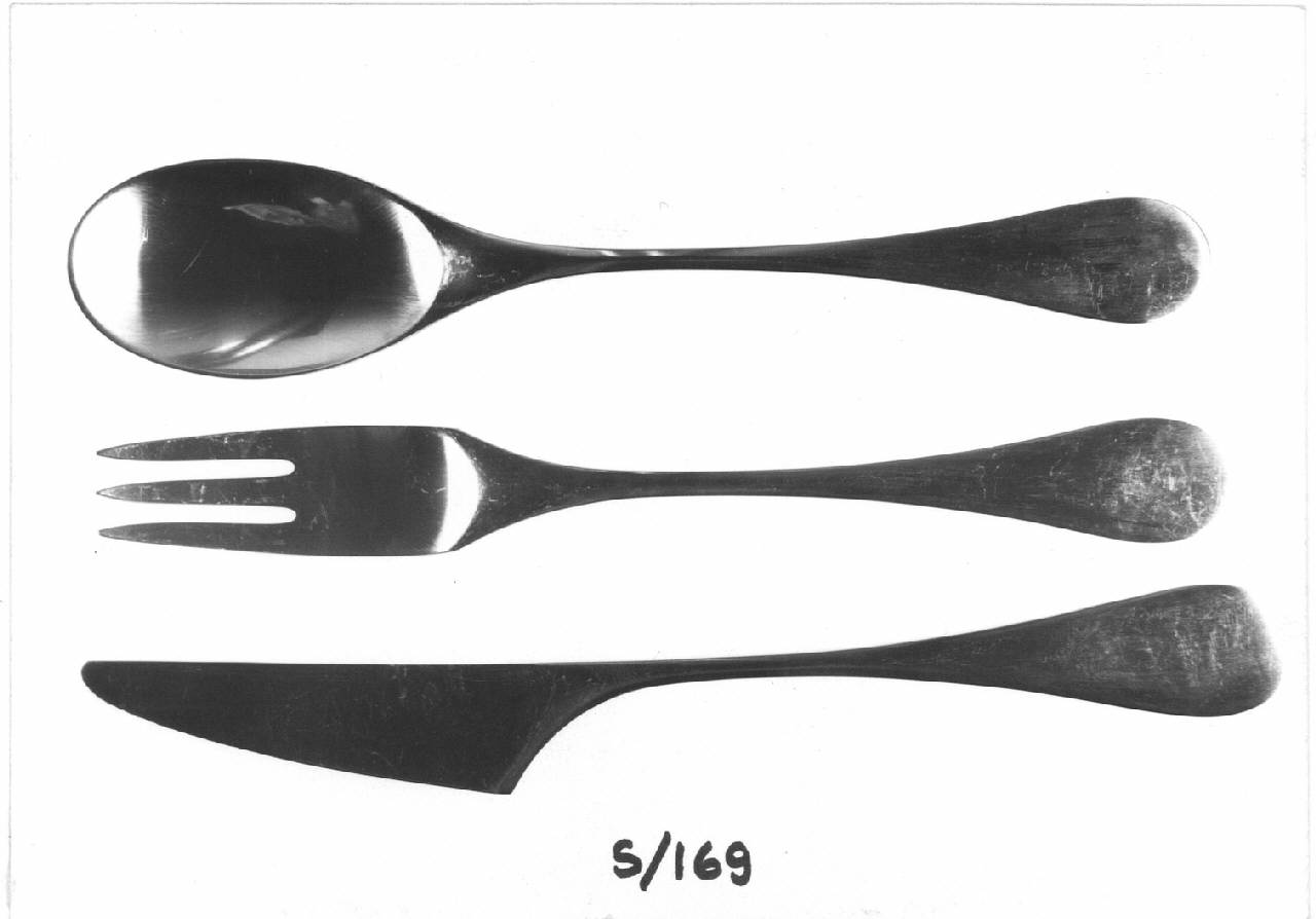 coltello di Still N. (sec. XX)