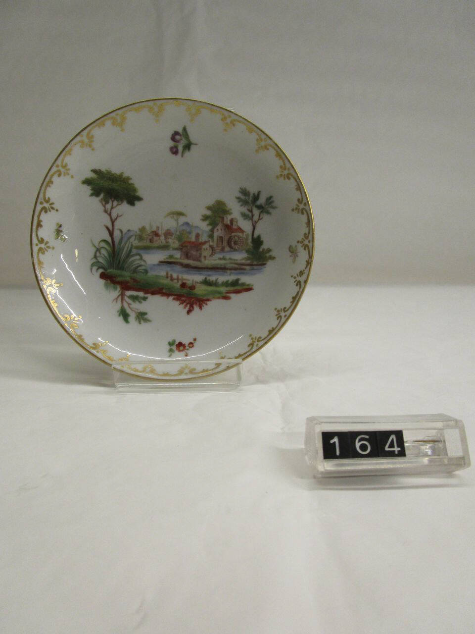 piattino di Venezia, Manifattura Cozzi (seconda metà sec. XVIII)